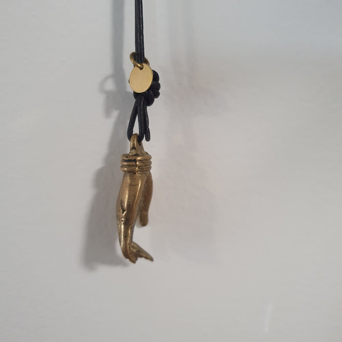 HELPING HAND NECKLACE
