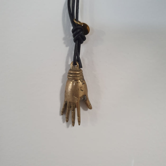 HELPING HAND NECKLACE