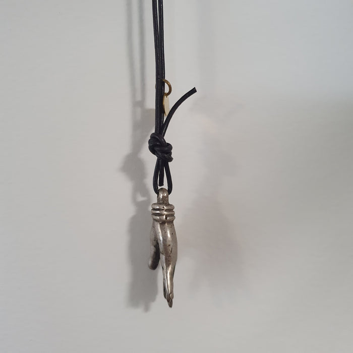 HELPING HAND NECKLACE